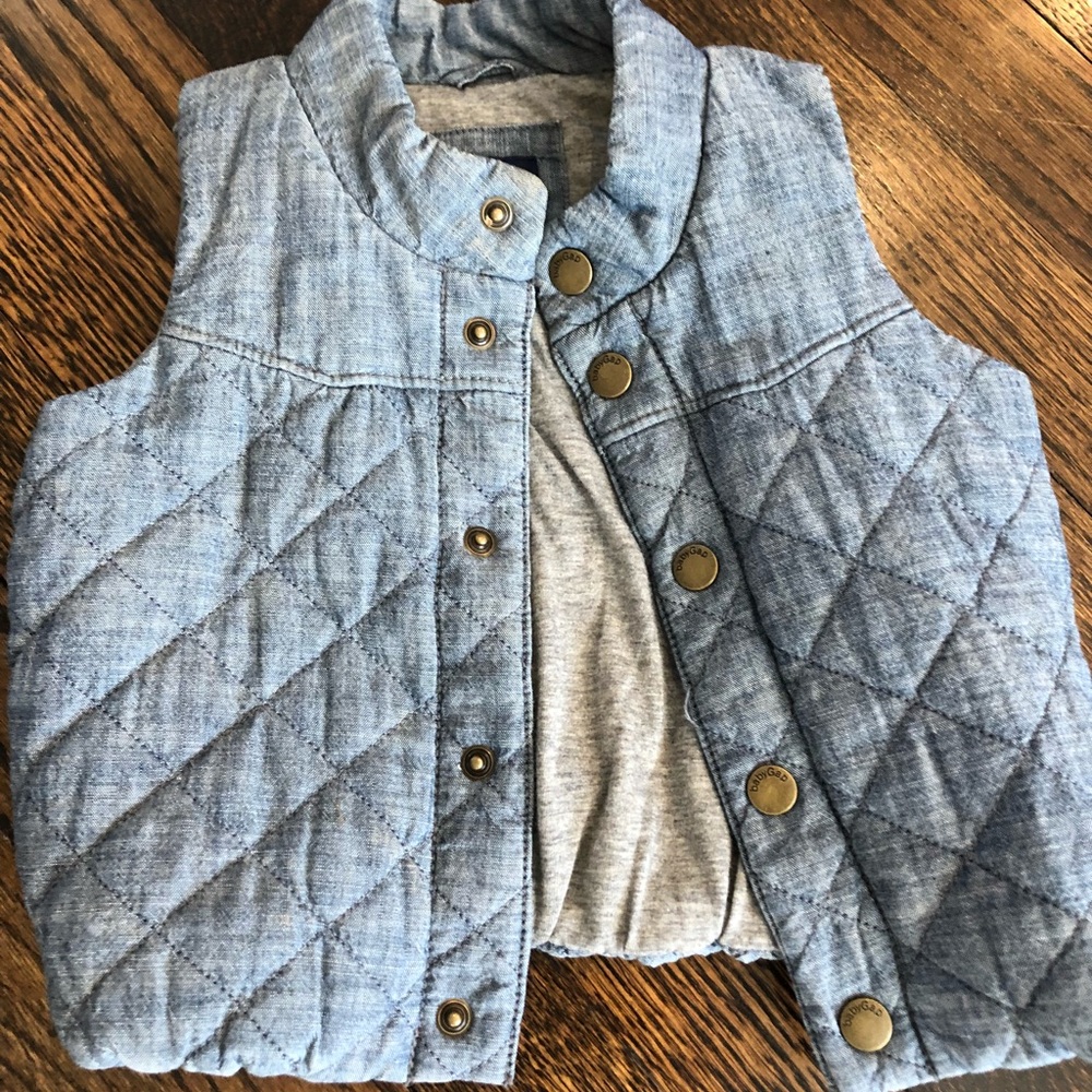 Gap vest